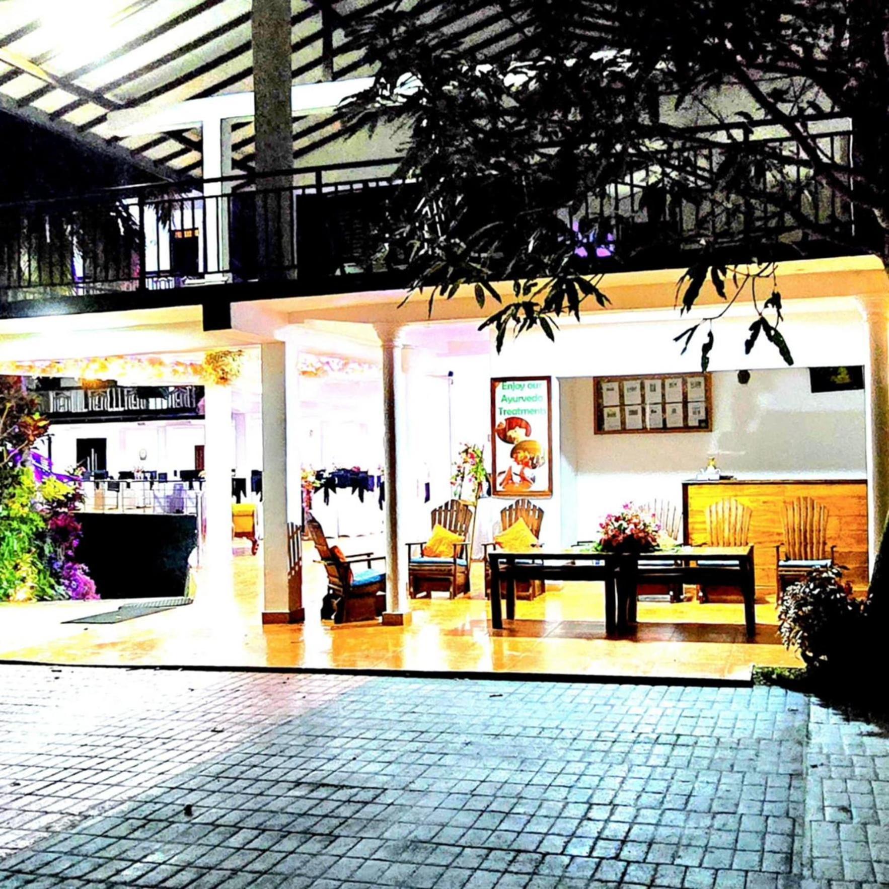 Rainforest Lodge, Deniyaya Singheraja Exterior photo
